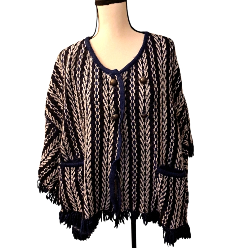 Sleeping On Snow One Size Fringed Poncho Sweater Heavy Knit  Anthropologie